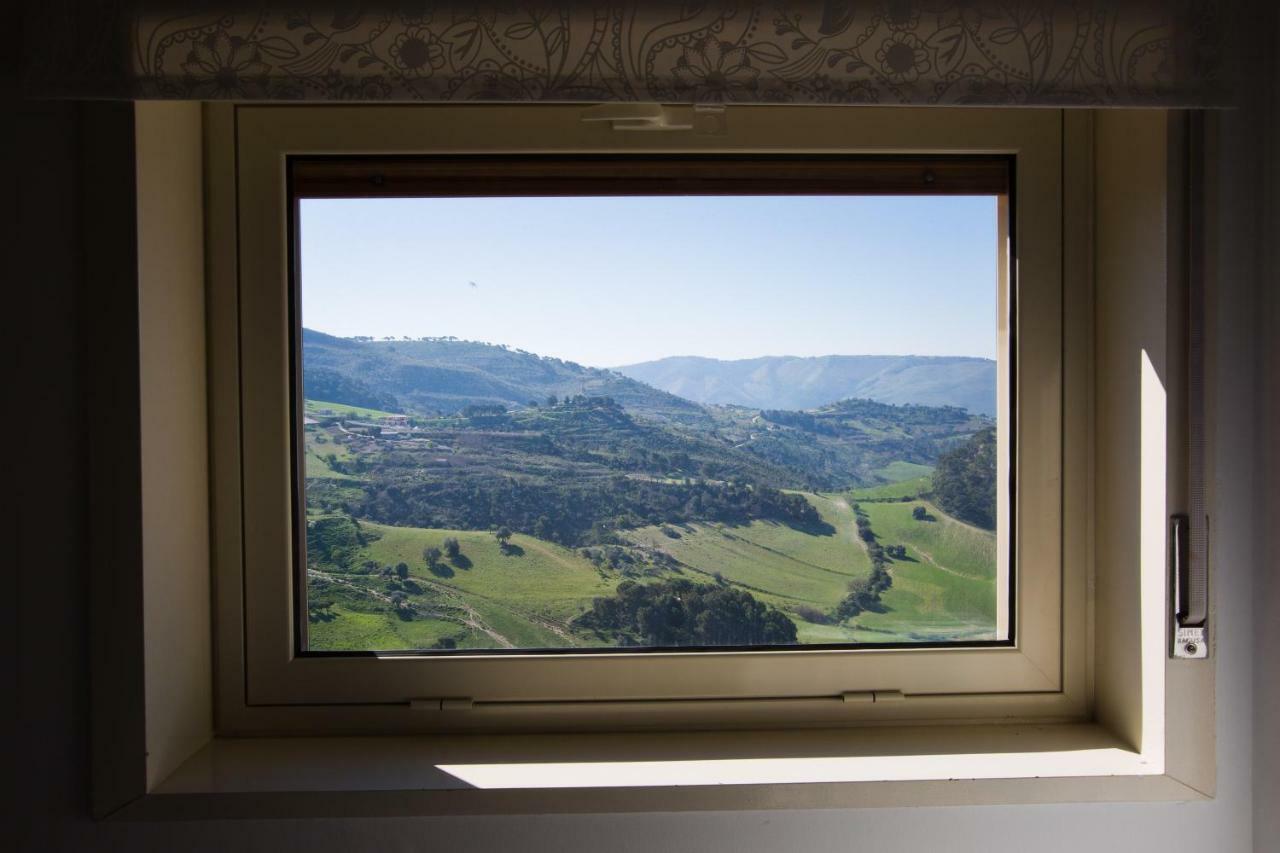 Hotel Experience Il Paesino Licodia Eubea Zewnętrze zdjęcie